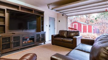 TV, fireplace, table football, ping pong