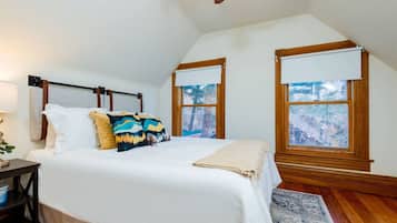 Iron/ironing board, travel cot, WiFi, bed sheets