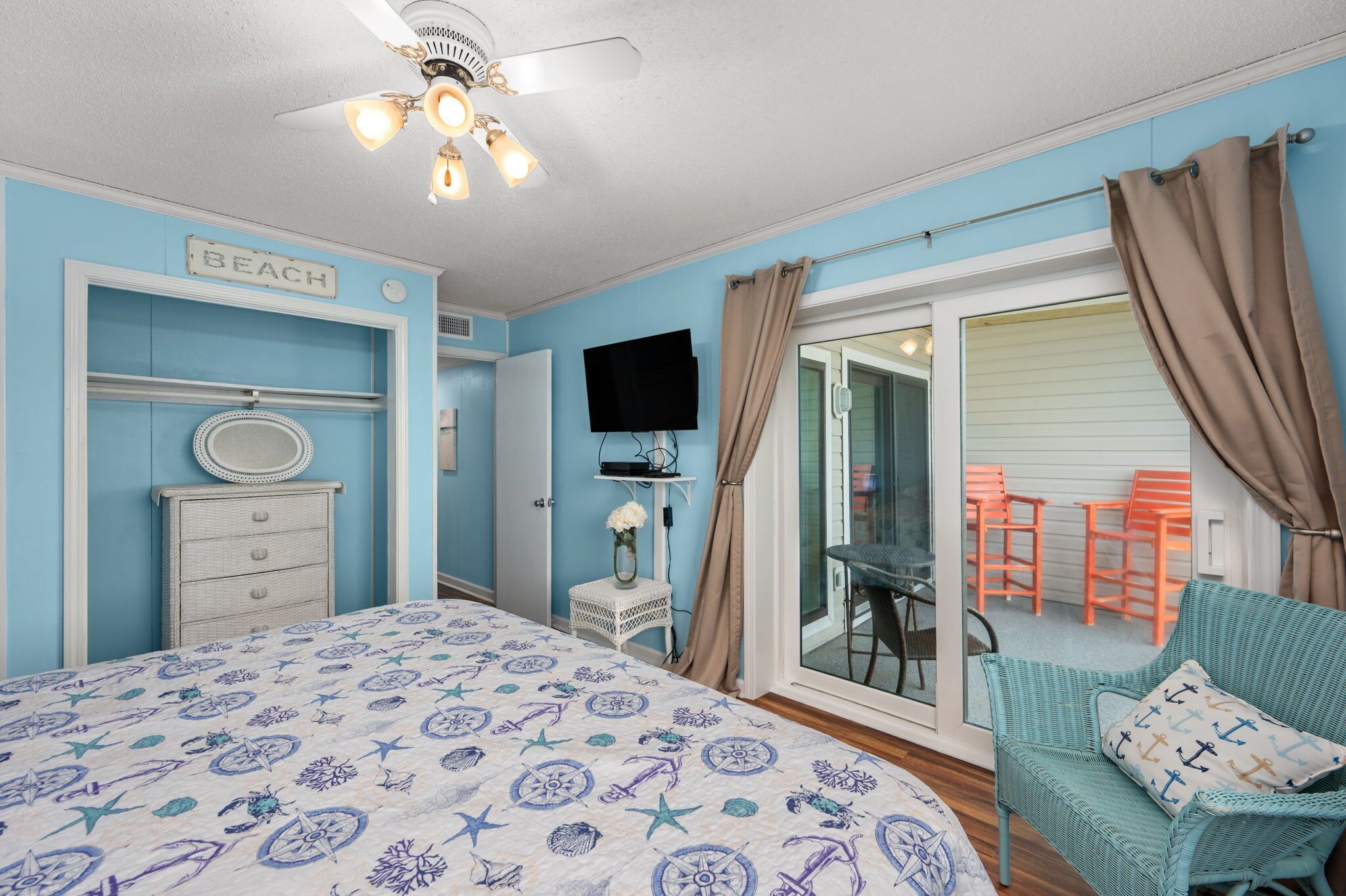 Oceanfront Condo With Direct Beach Access And Pool! - Nags Head, NC
