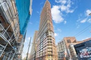 Exterior - Prime Downtown Location 39th Floor Stunning Views! (Vancouver)