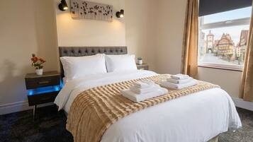 WiFi, bed sheets