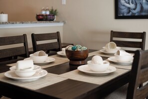 Dining - NEW Mickey's Happy Hideaway! Kissimmee Disney Retreat-15 Min to Disney (Kissimmee)