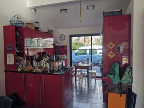 Private kitchen - House near lake and ocean in family resort (Hourtin)