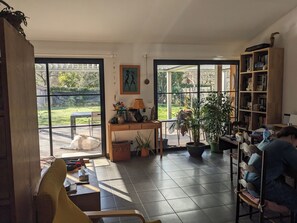 Interior - House near lake and ocean in family resort (Hourtin)