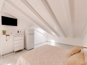 Apartment - Brand new Attic Studio Apartment, air Conditioned (Castelsardo)