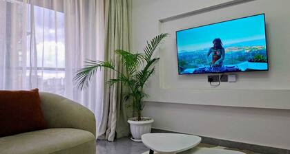 Wonderful 1-bedroom apartment with fitness room and heated pool in Nairobi