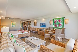 Smart TV, ping pong - Beachfront Ka'anapali Studio - Vacation West Maui (Lahaina)