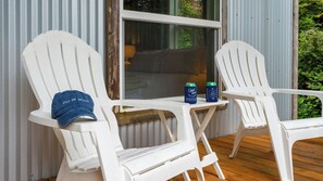 Interior - Buttercup Bay Hideaway by Avantstay Cozy Escape w/ Fire Pit, Walk to Beach (Manzanita)