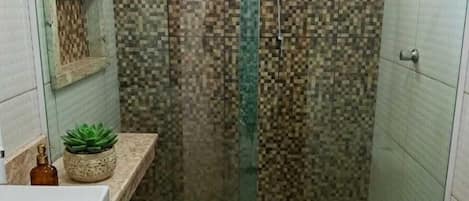 Economy Suite, City View | Bathroom