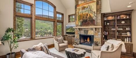 TV, fireplace, stereo