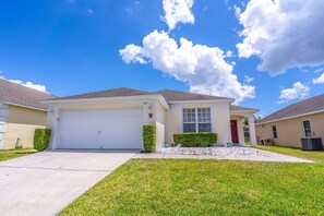 Unclassified image, 5 of 50, button - Single-Level home w/ Private Pool, 2 Master Bedrooms, & Game Room | Community Gym | Sleeps 8 (Davenport)