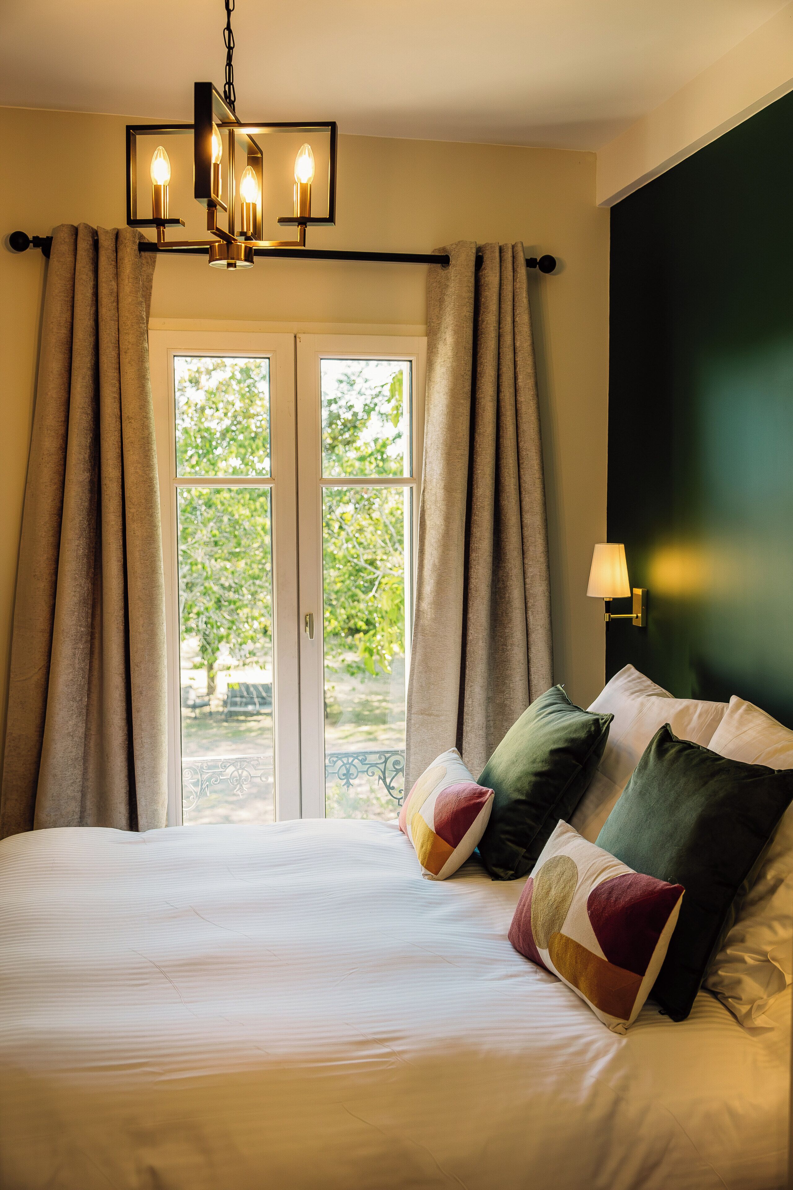 Deluxe Double Room, Garden View