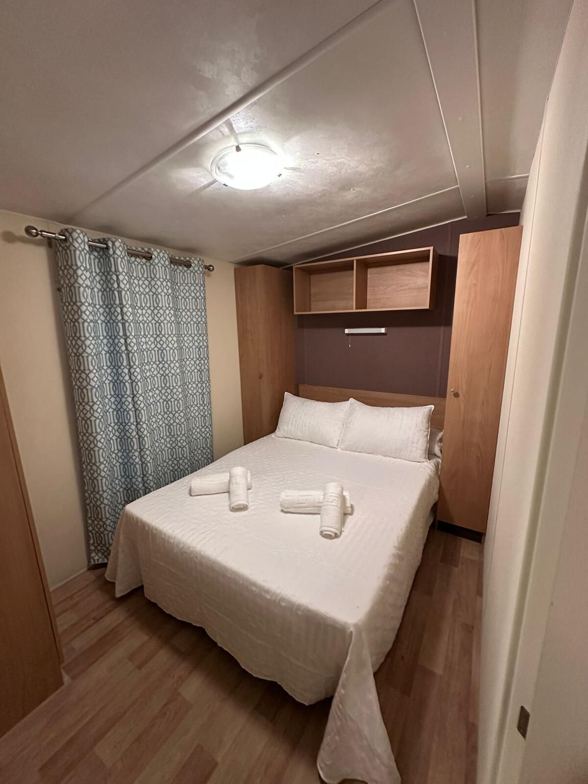 3 dormitorios, tabla de planchar con plancha, wifi y ropa de cama