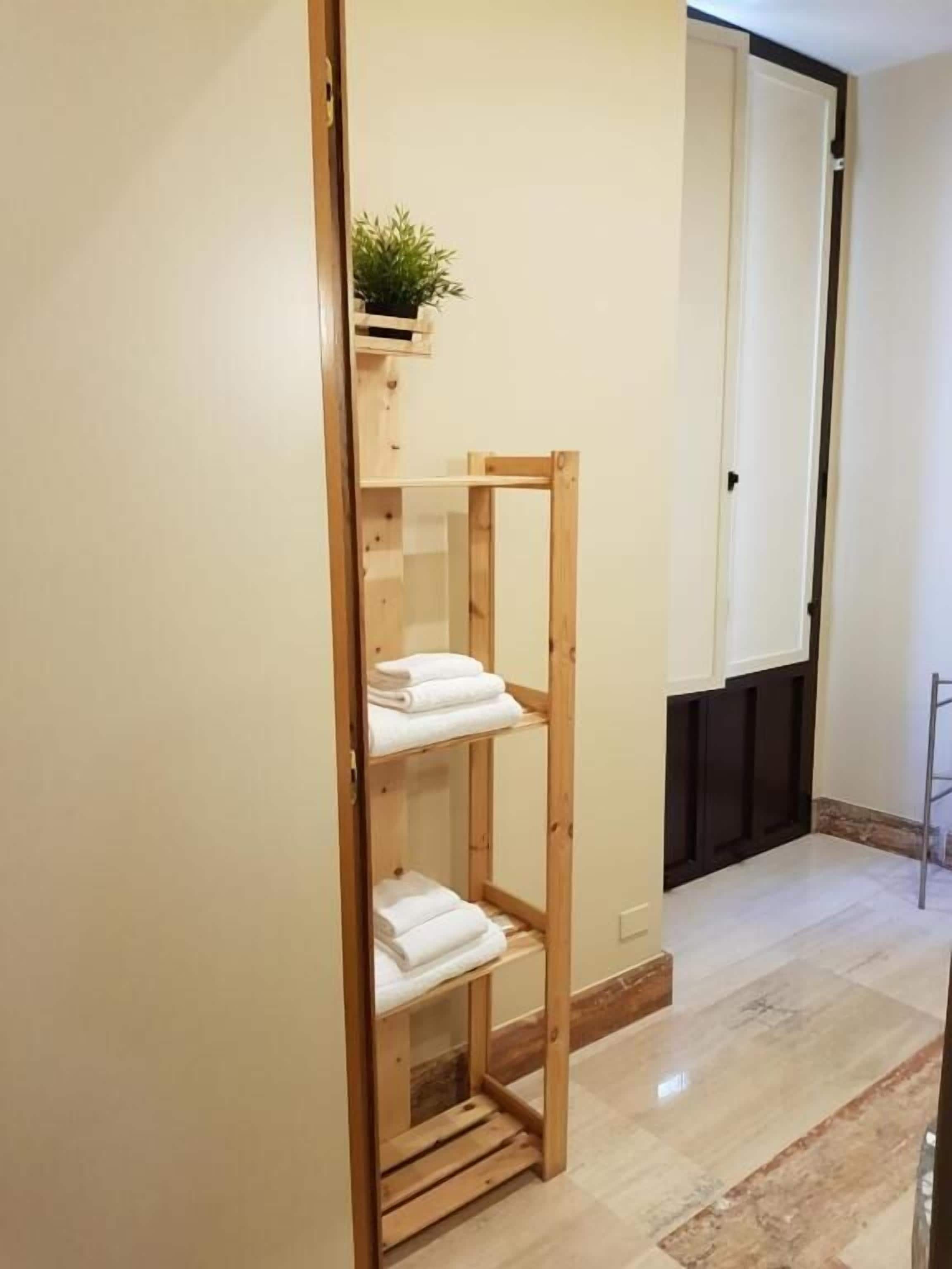 Doppia Superior, balcone, vista città | Interni