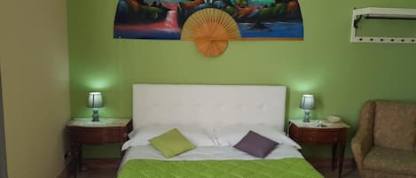 Chambre Double, balcon, vue ville
