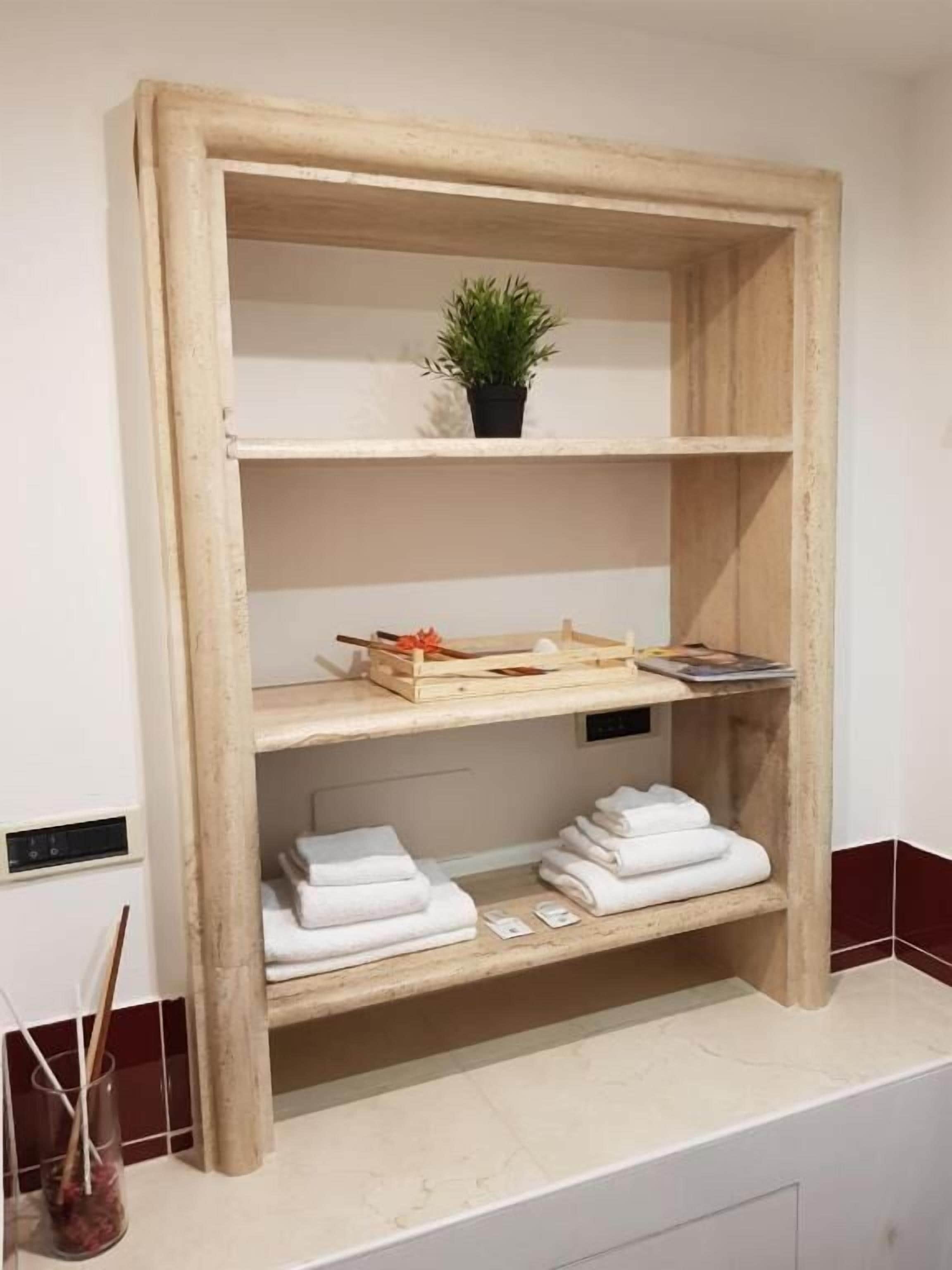 Basic-Doppelzimmer, Balkon, Stadtblick | Innenbereich