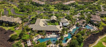 Big Island Resort Stay with Pools, Lazy River & Spacious 2BR Premier Villa