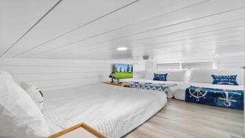 WiFi, bed sheets