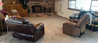 Relaxing peaceful 3 bed 2 bth waterfront house Boat ramp and swim beach 1/4 mile