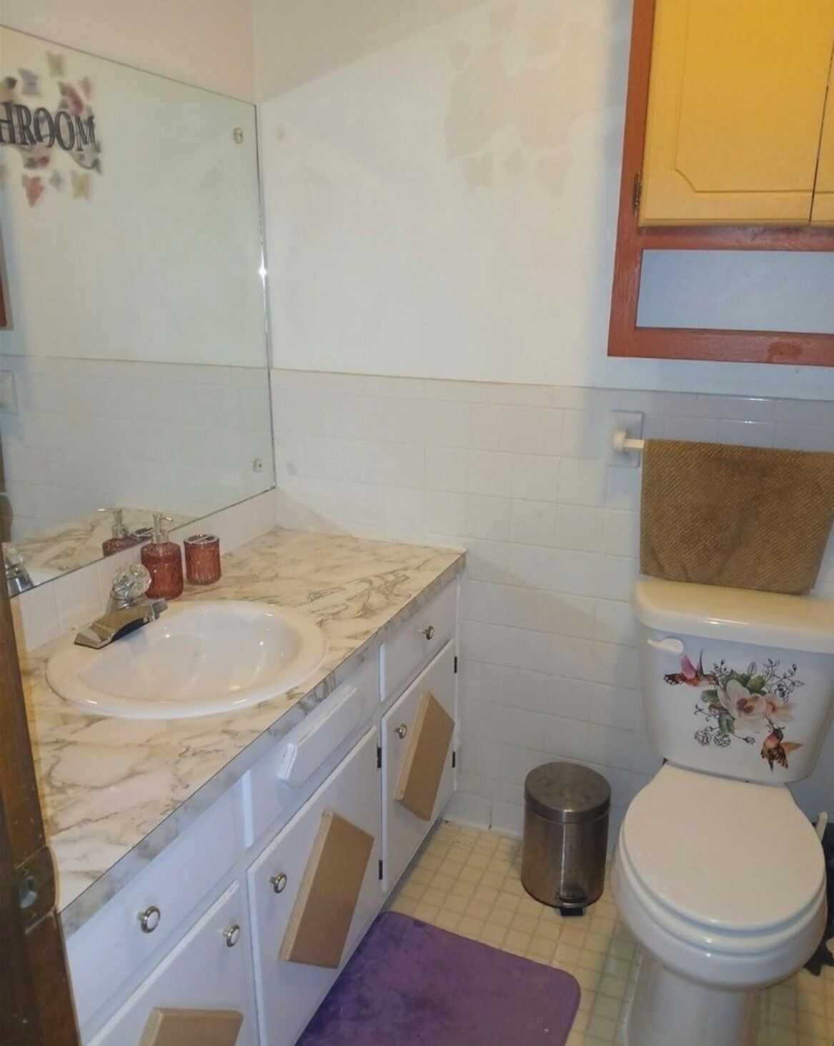 Towels, soap, toilet paper