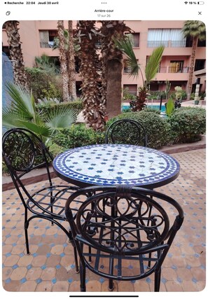 Outdoor dining - Vrbo Property (Marrakesh)