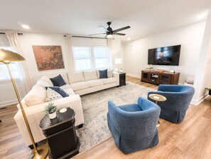 Books - Wedding Weekend Home Base (sleeps 12) (Clinton)