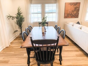 Dining - Wedding Weekend Home Base (sleeps 12) (Clinton)