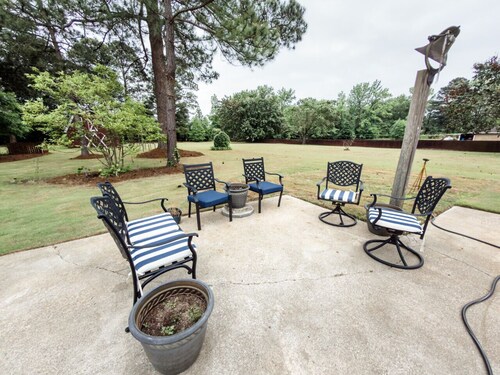 Wedding Weekend Home Base (sleeps 12)