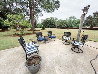 Wedding Weekend Home Base (sleeps 12)