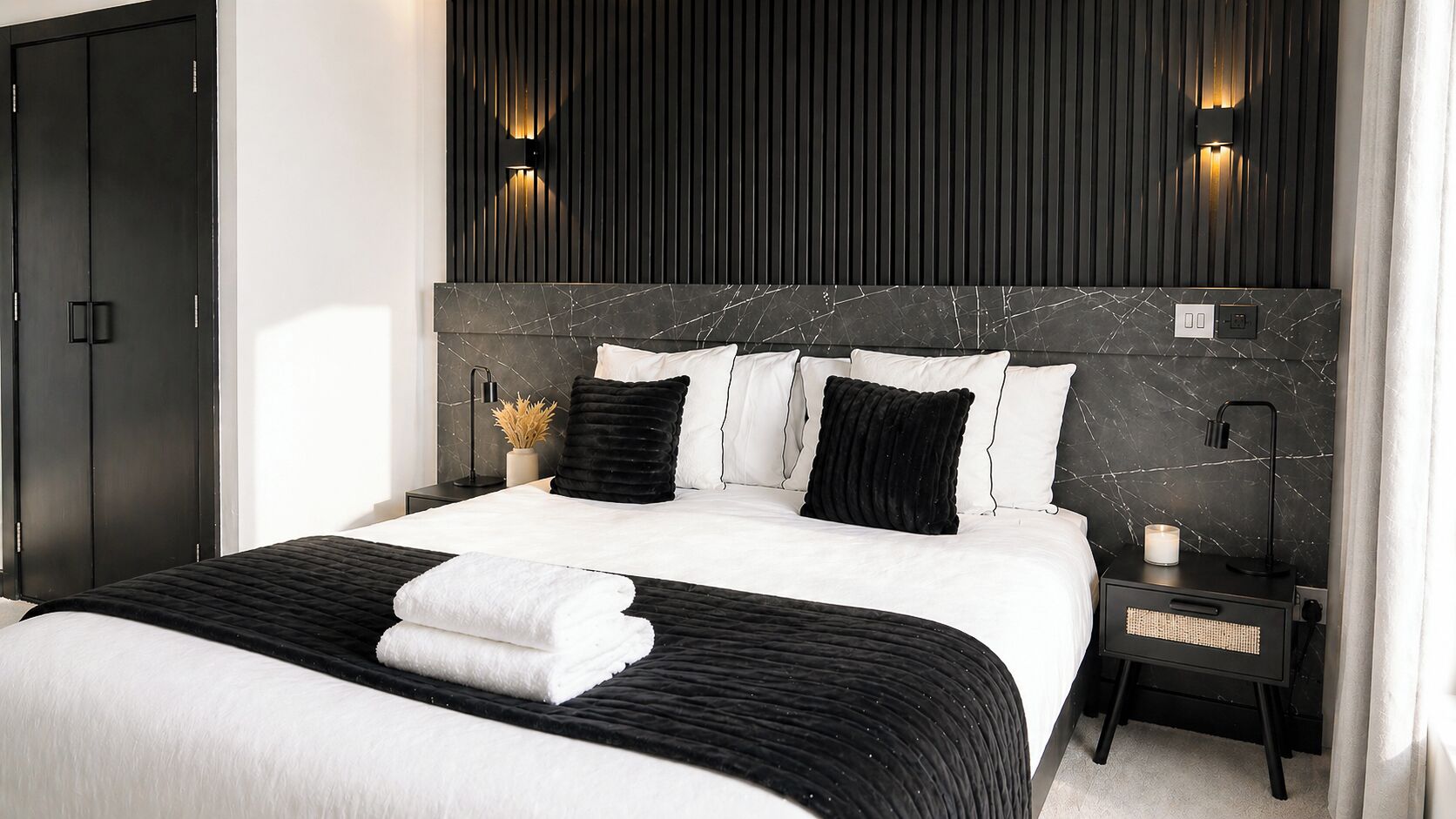 2 chambres, fer et planche à repasser, Wi-Fi, draps fournis