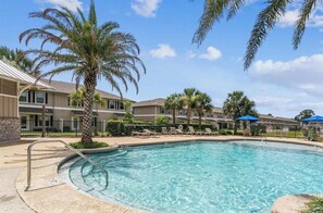 Pool - Downtown Escape (Pensacola)