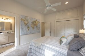 Room - Historic District Haven • Collected & Comfortable (Temple)