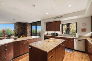 Fridge, microwave, oven, stovetop - Scottsdale 4BR Oasis w/ Pool & Modern Living (Scottsdale)