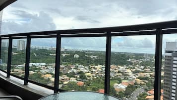 Comfort Apartment, Beach View | Free WiFi