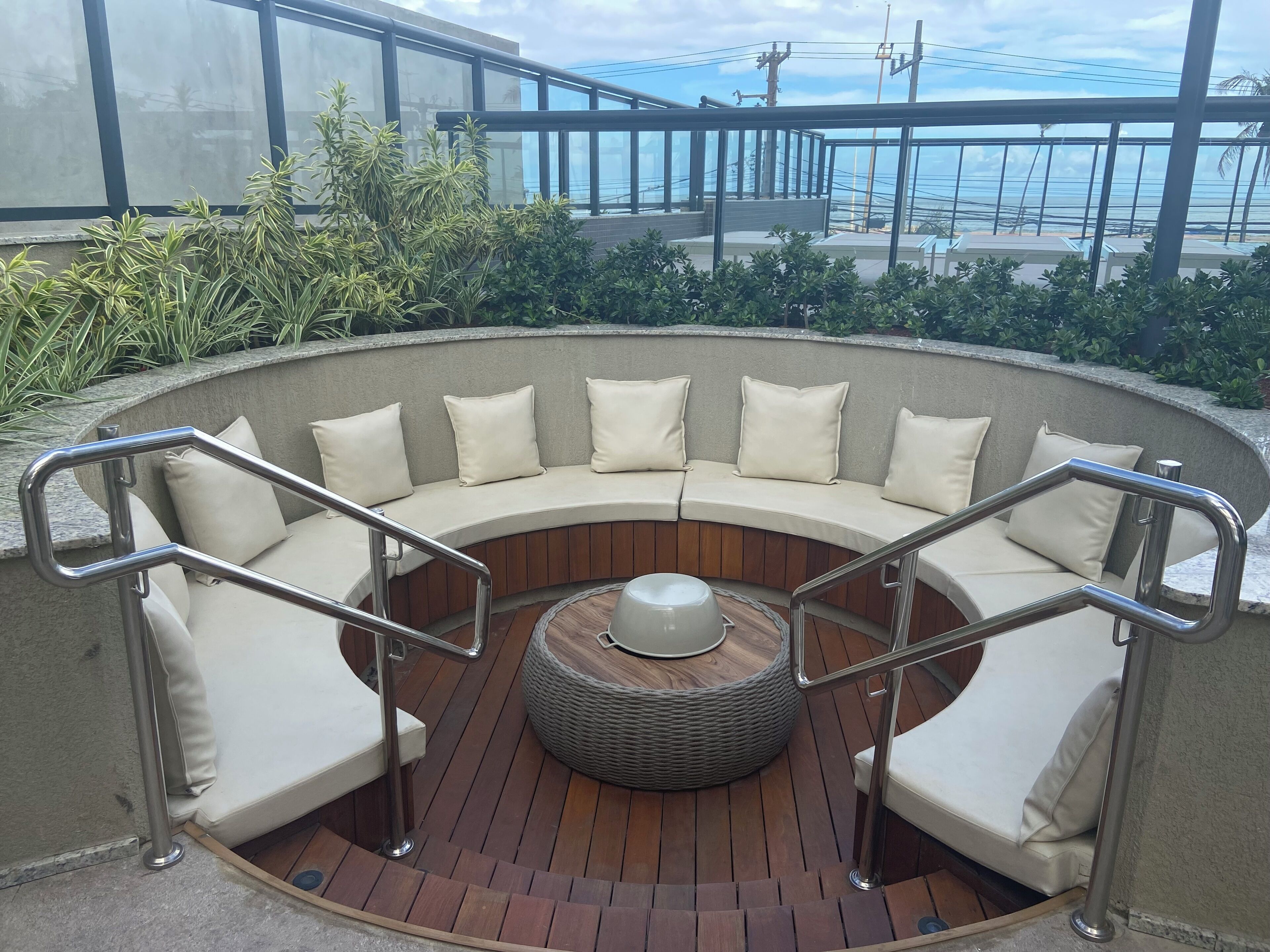 Comfort Apartment, Beach View | Property grounds