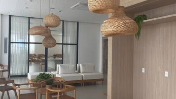 Apartamento Confort, vistas a la playa | Interior