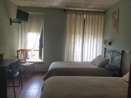Hostal La Cigüeña
