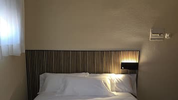 Single Room | Desk, free WiFi, wheelchair access