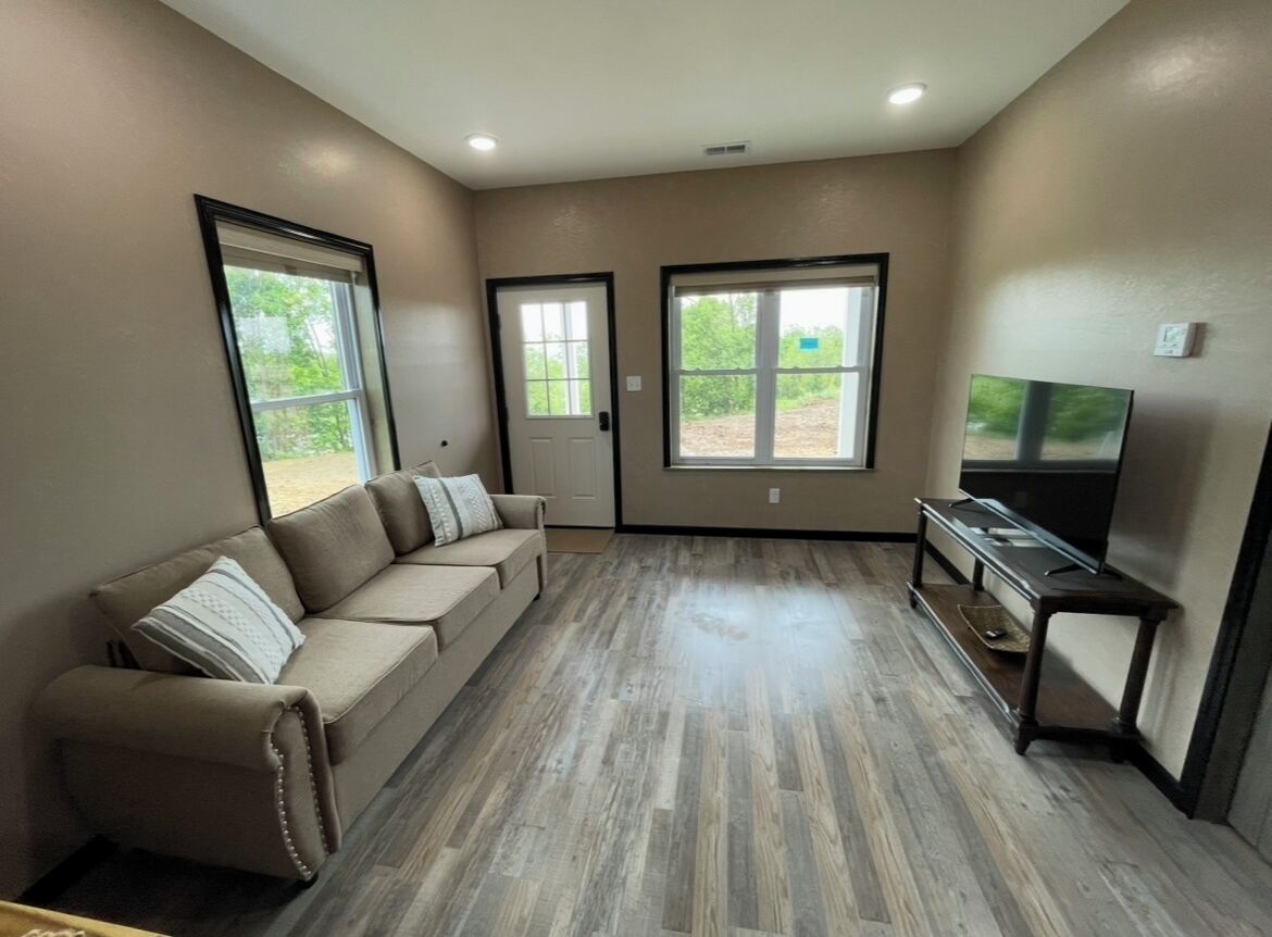 New Construction: Grace Haven Tiny House  In Owenton 1 Bedroom. - 켄터키