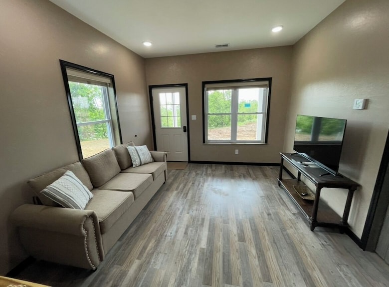 New Construction: Grace Haven Tiny House In Owenton 1 Bedroom. - 켄터키