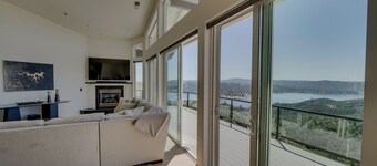 Skyview Ranch at Lake Nacimiento, Across from the Marina!