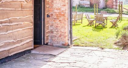 Stunning Five BD Home Near Tewkesbury
