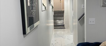 Cozy 2 bedroom 2 bath house with in charming private house near Fairfield Border