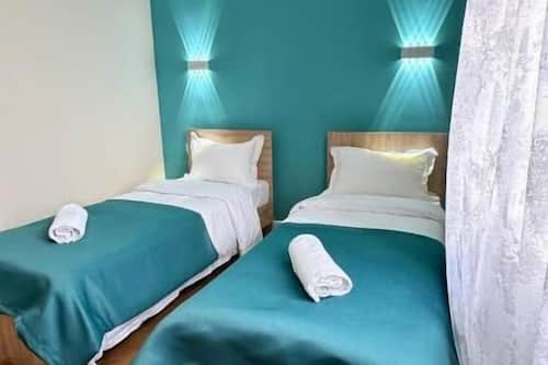 Classic Twin Room