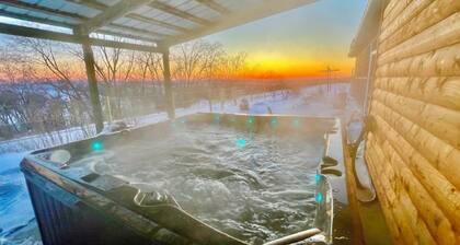Sunset Lodge 10 Bed Cabin w/ Pool & HotTub