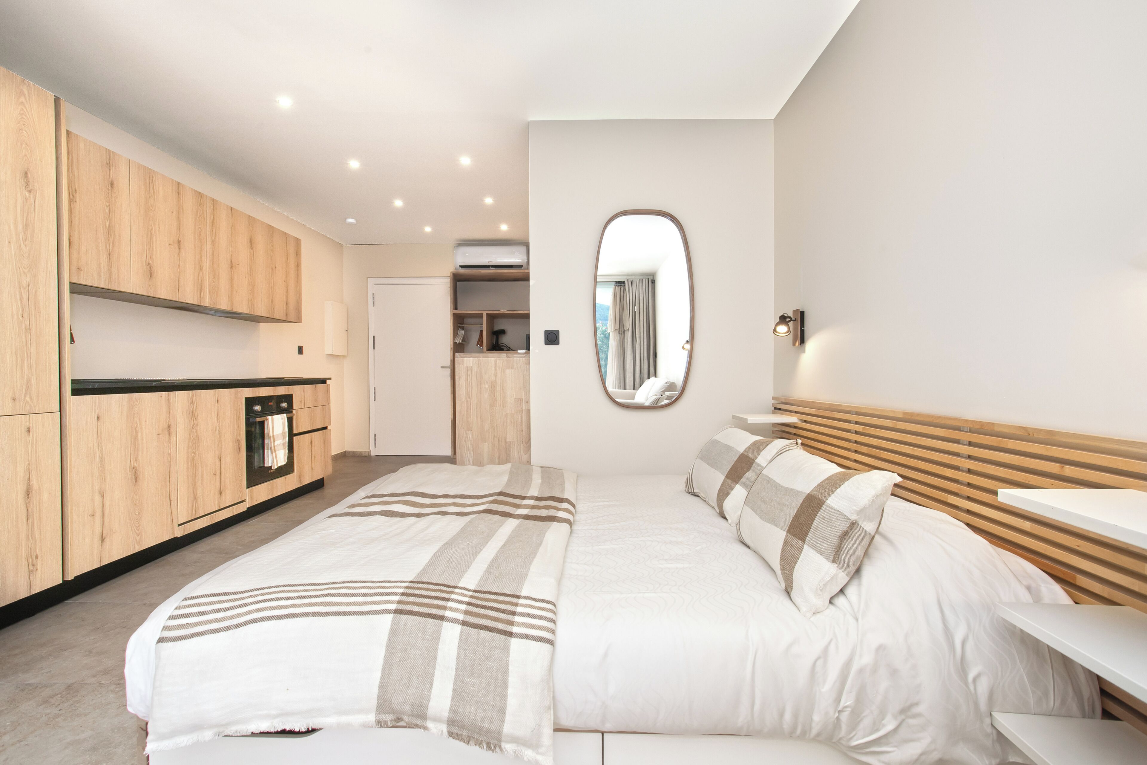 Suite estudio Deluxe, vistas al jardín | Zona de estar