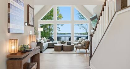 LUXE Lakefront 5BR Suites w/ Views, Beach, Dock,