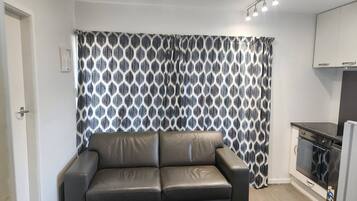 House, 1 Bedroom, Accessible, Garden View | Living room