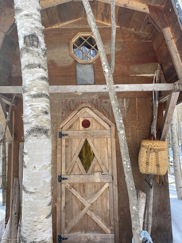 This woods cabin is a true wilderness getaway. Get ready to commune with nature.