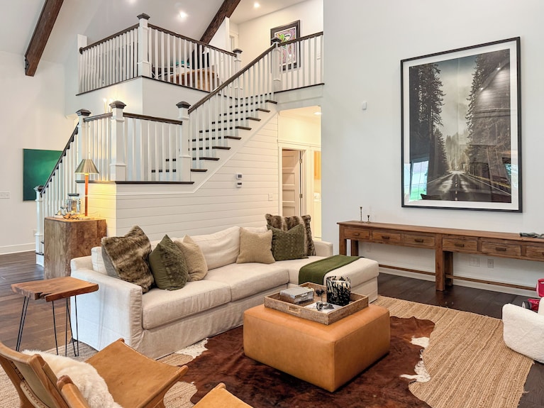 Tini Time Cottage | Walk To Little Traverse Bay + Downtown - Petoskey, MI